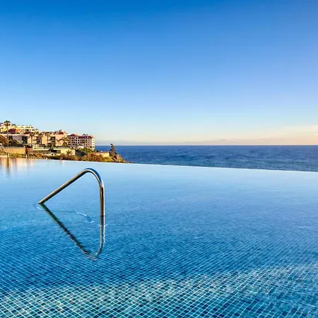 Acqua Blue 3o, A In Madeira *