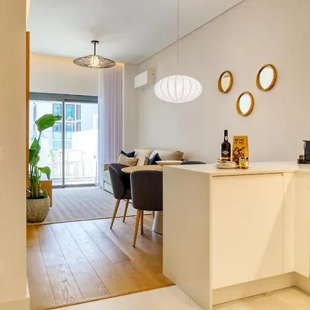 Acqua Blue 3o, A In Madeira Apartman